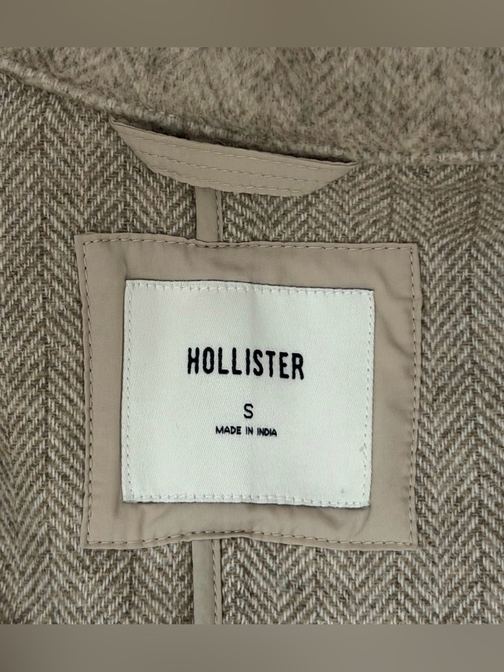 Hollister Soft Wool Blend Cropped Pea Coat in “Oatmeal/Cream Herringbone” Size S - Picture 5 of 10